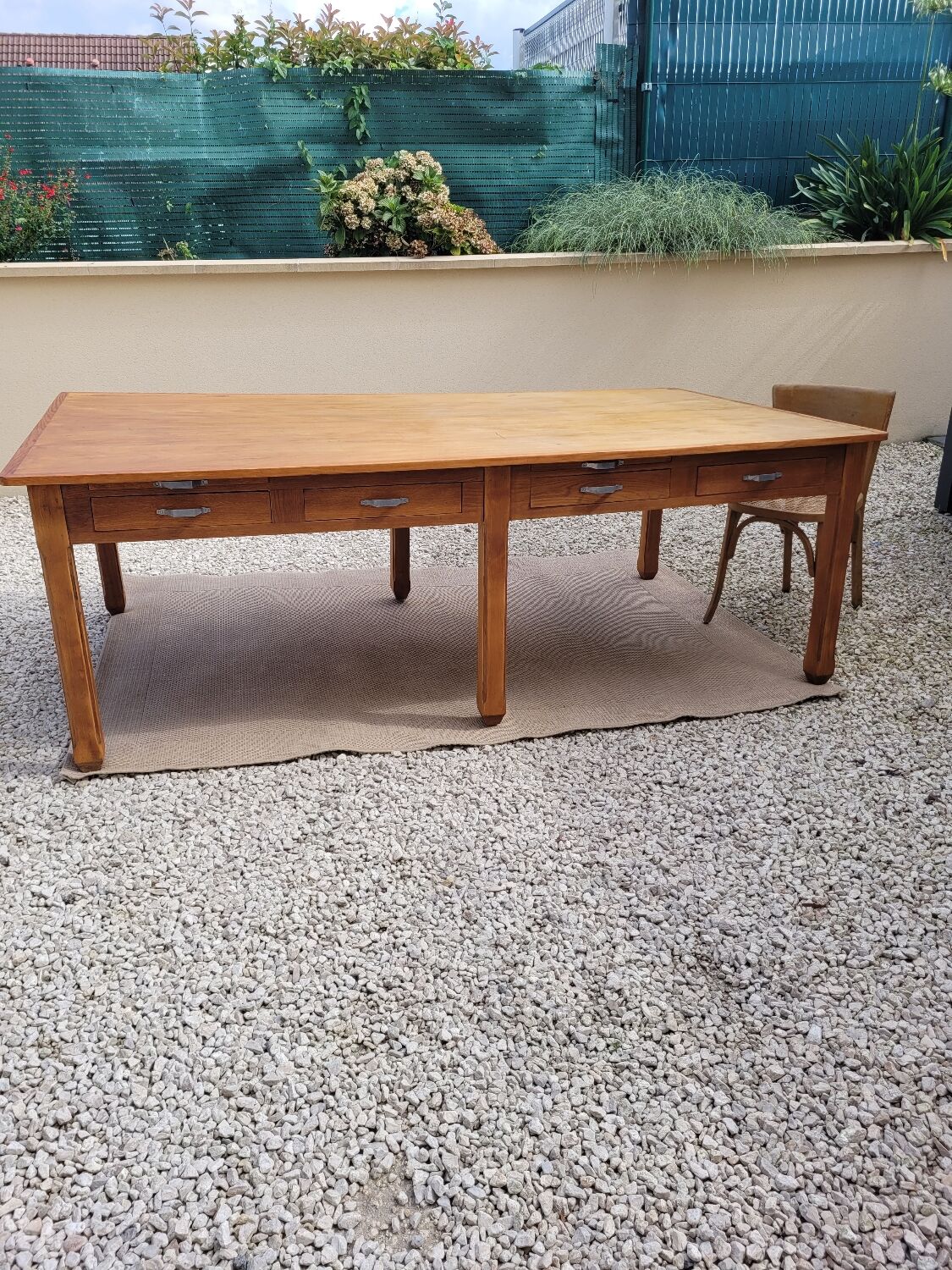 Craft farm table