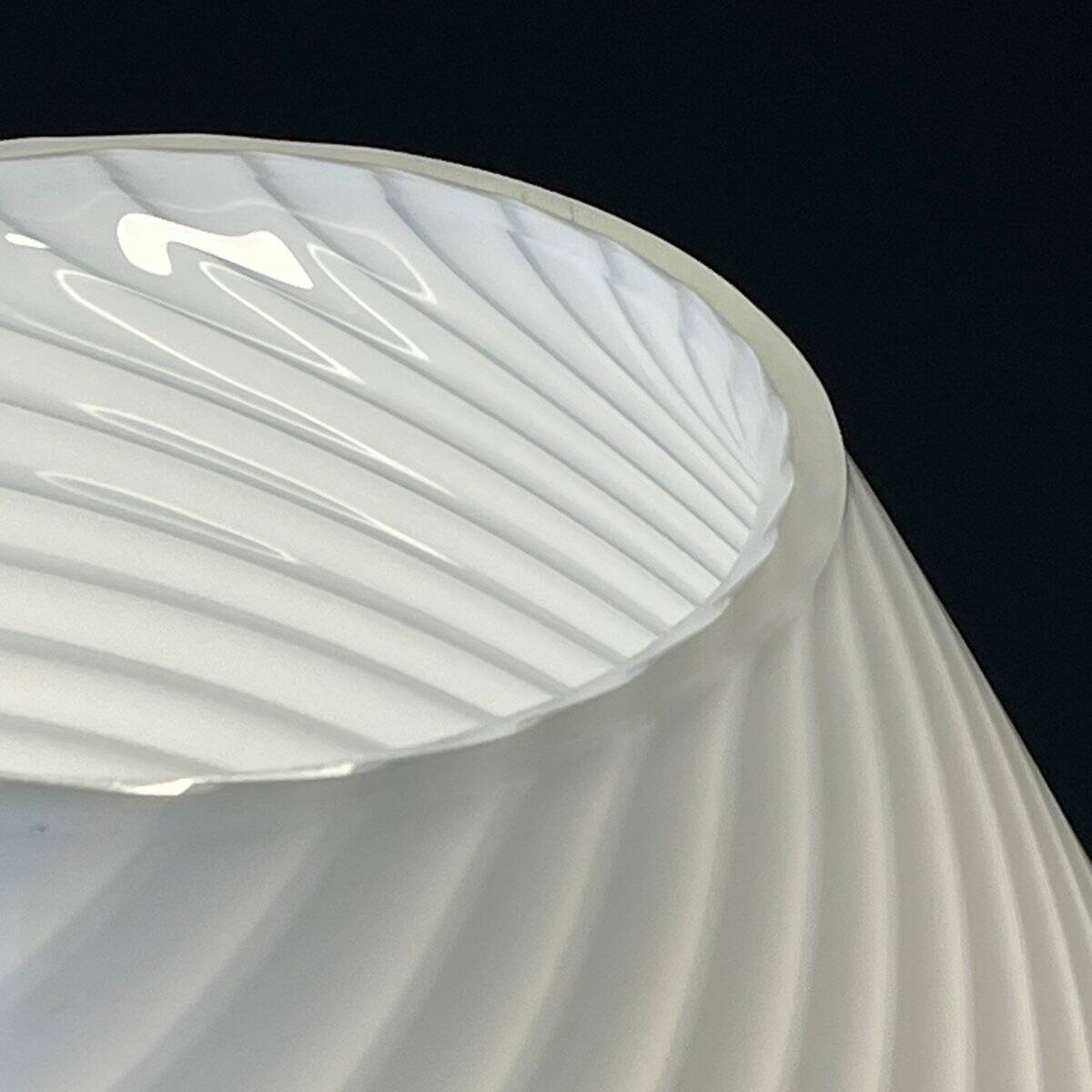 Vintage Murano glass table lamp in a swirling mushroom shape, Italy, 1970s.