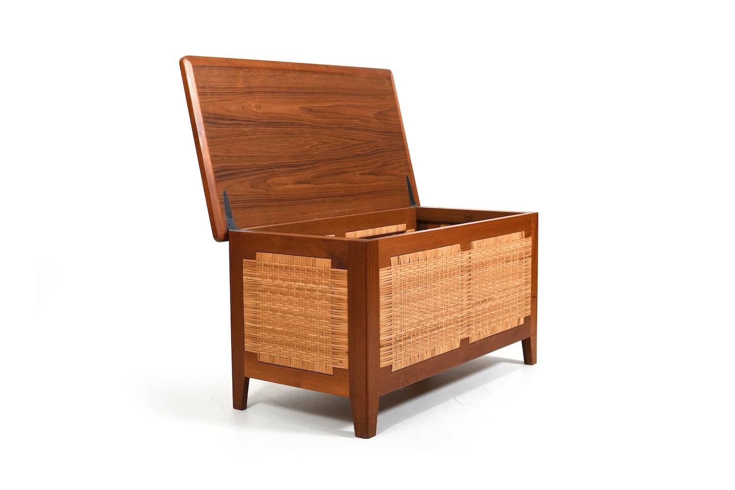 Chest by Kai Winding for Poul Hundevad Denmark 1960s.