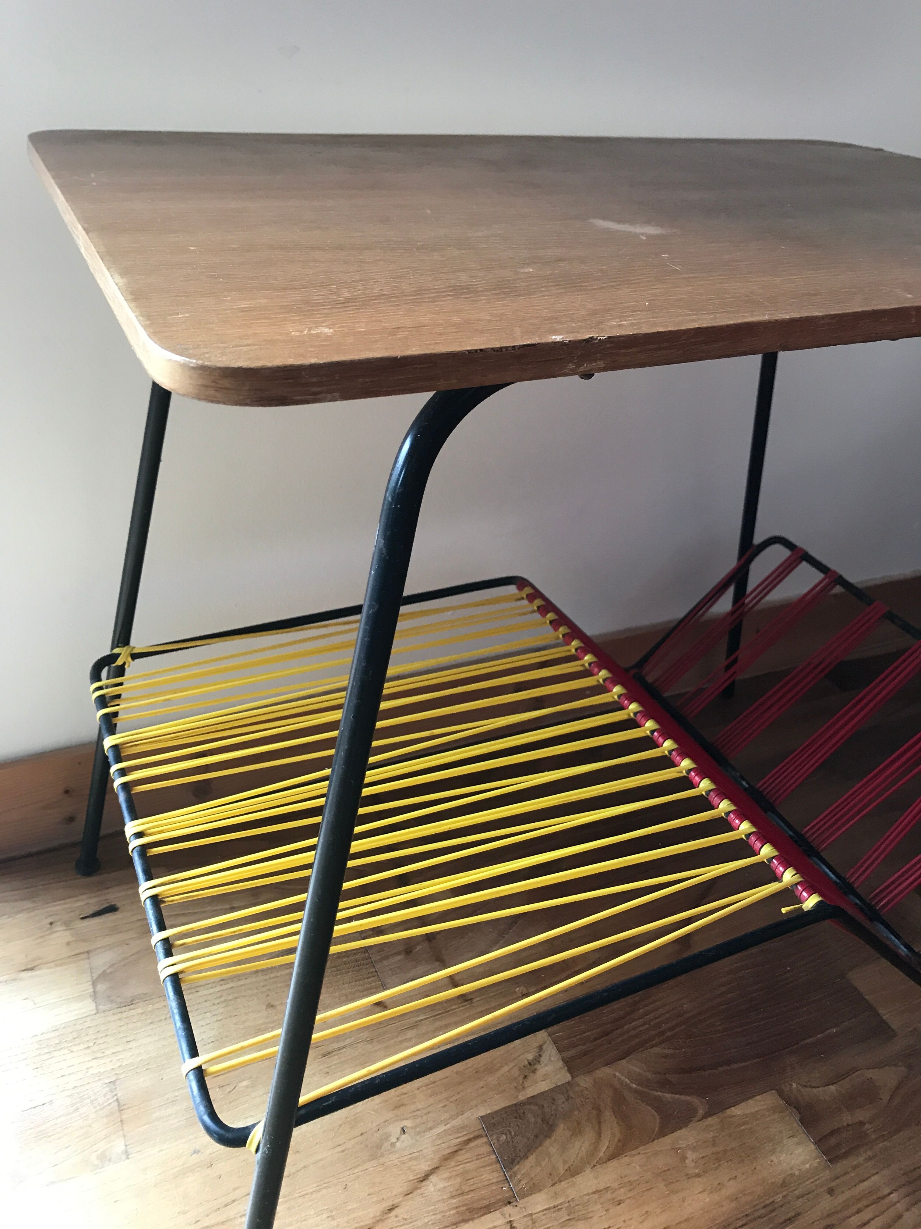 Table scoubidou vintage carries reviews of the 50s