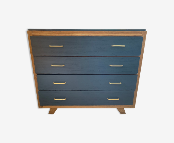 Vintage chest of drawers