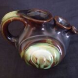 Vase with 3 flowers in the shape of a ceramic snail from Thulin (Belgium)