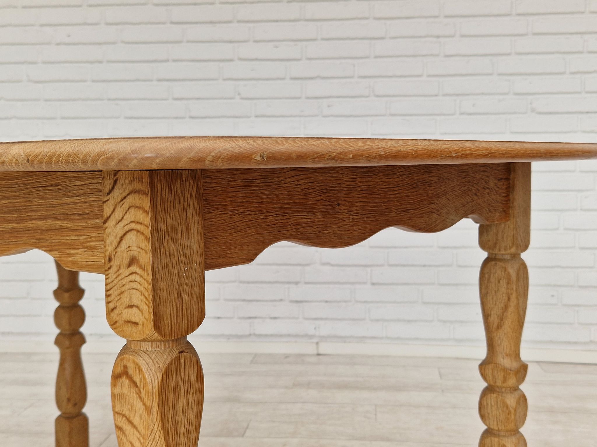 Danish dinning set of table and four chairs in oak and wool.