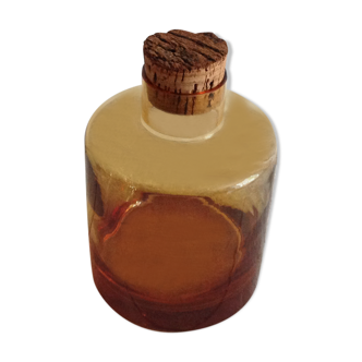 Amber flask