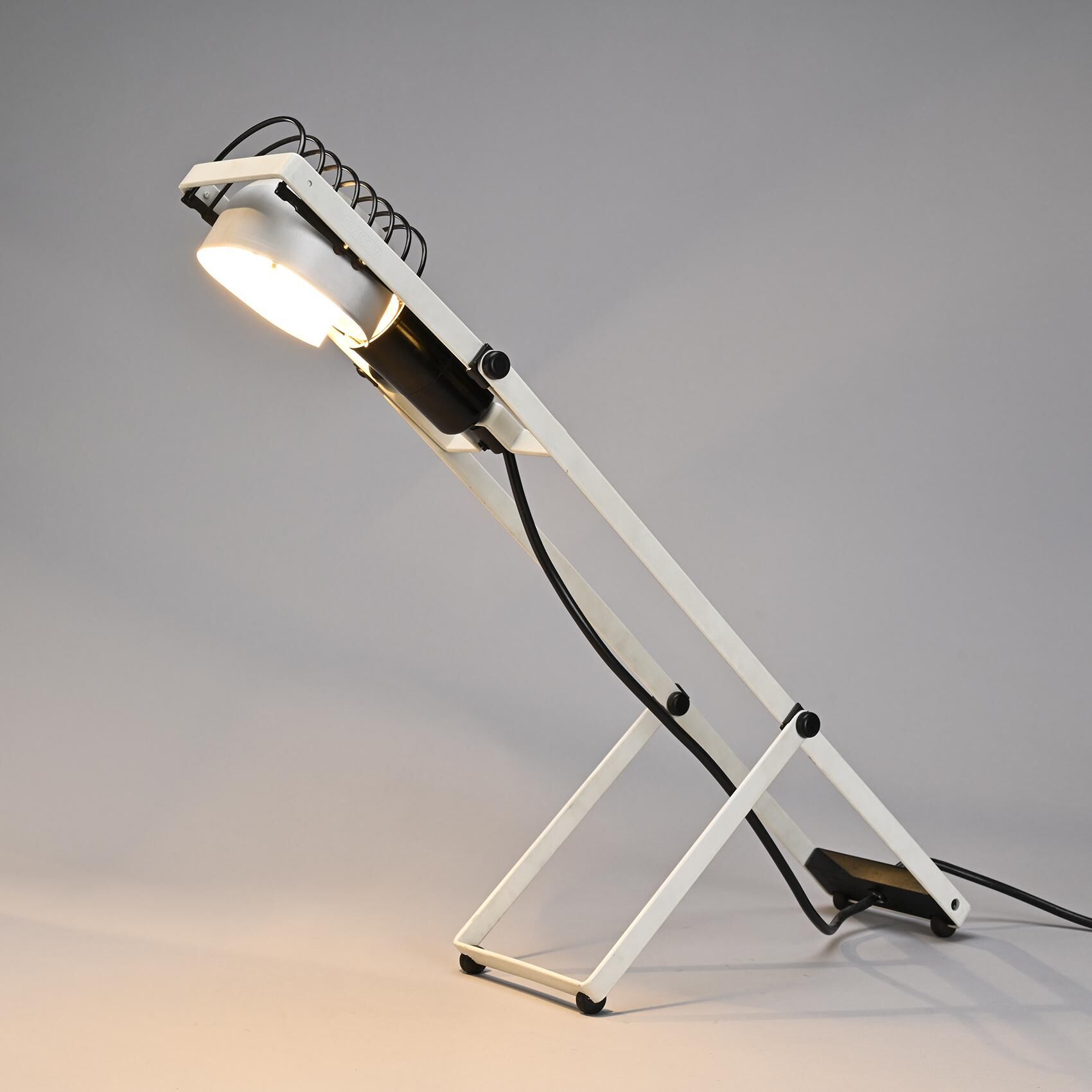 Sintesi table lamp by Ernesto Gismondi, circa 1975
