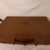 Valise ancienne en cuir, piqûres de sellier, avec housse monogrammée, années 1930/1940.