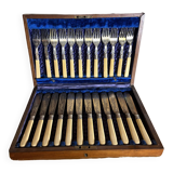 Box of 24 ivory and engraved silver metal cutlery - 19th century
