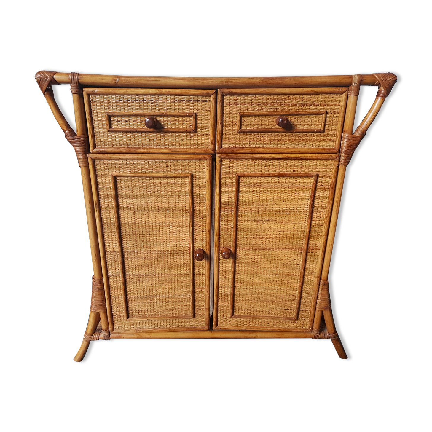 Chest of drawers in canning rattan and bamboo