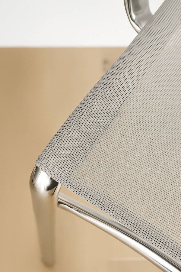 Chaise design Highframe 40 par Alberto Meda pour Alias – aluminium poli