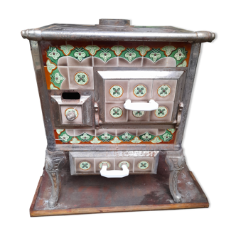 Cook old tile faience metal structure