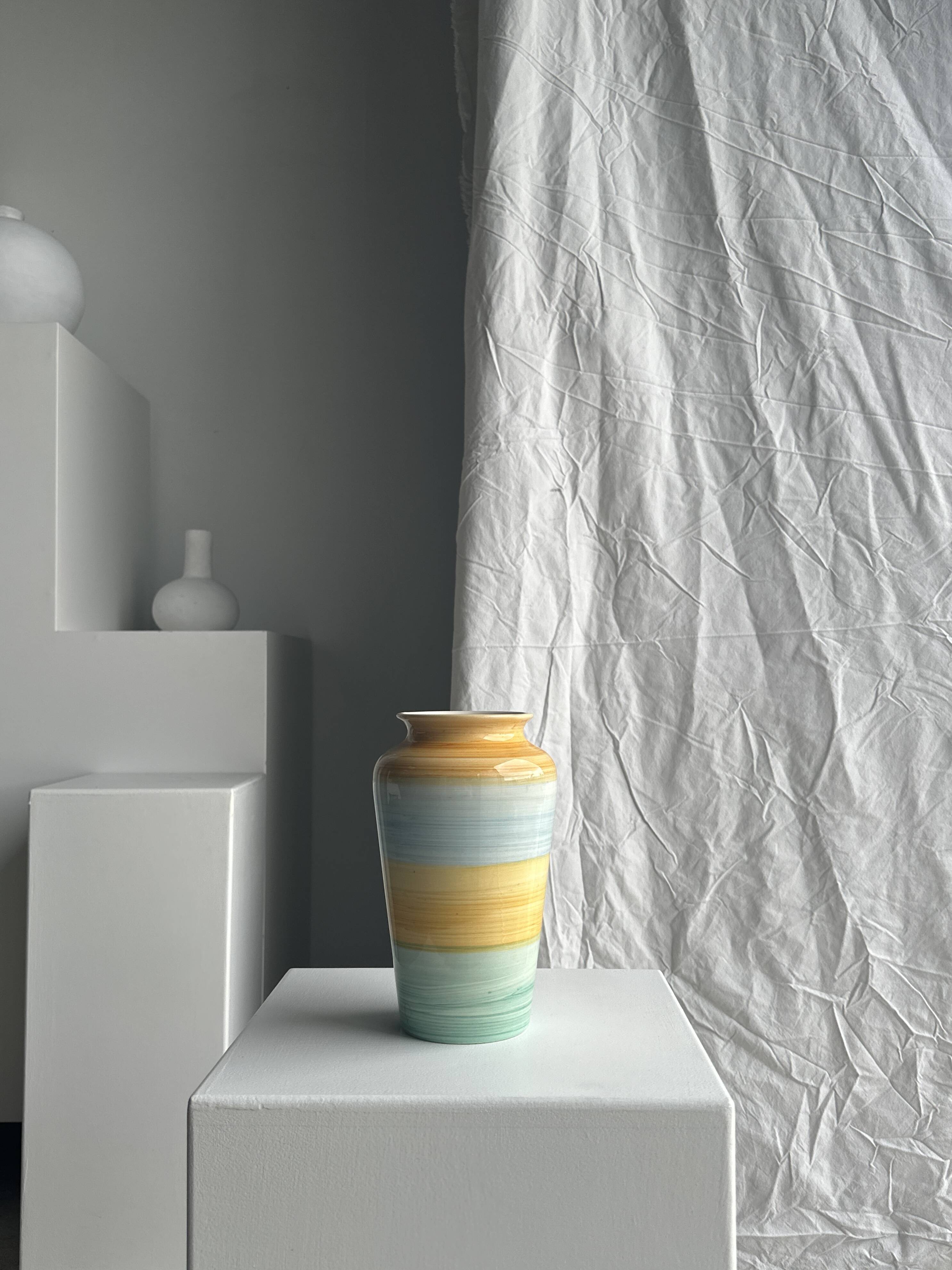 90s vase green, yellow, blue
