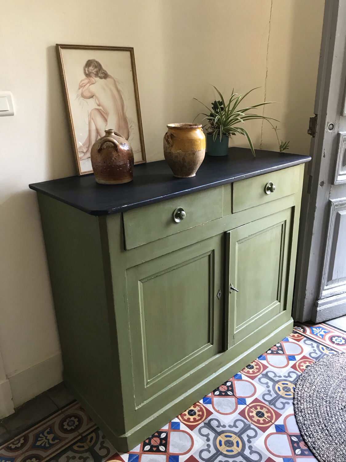 Buffet en bois peint en vert olive, XIXème s.