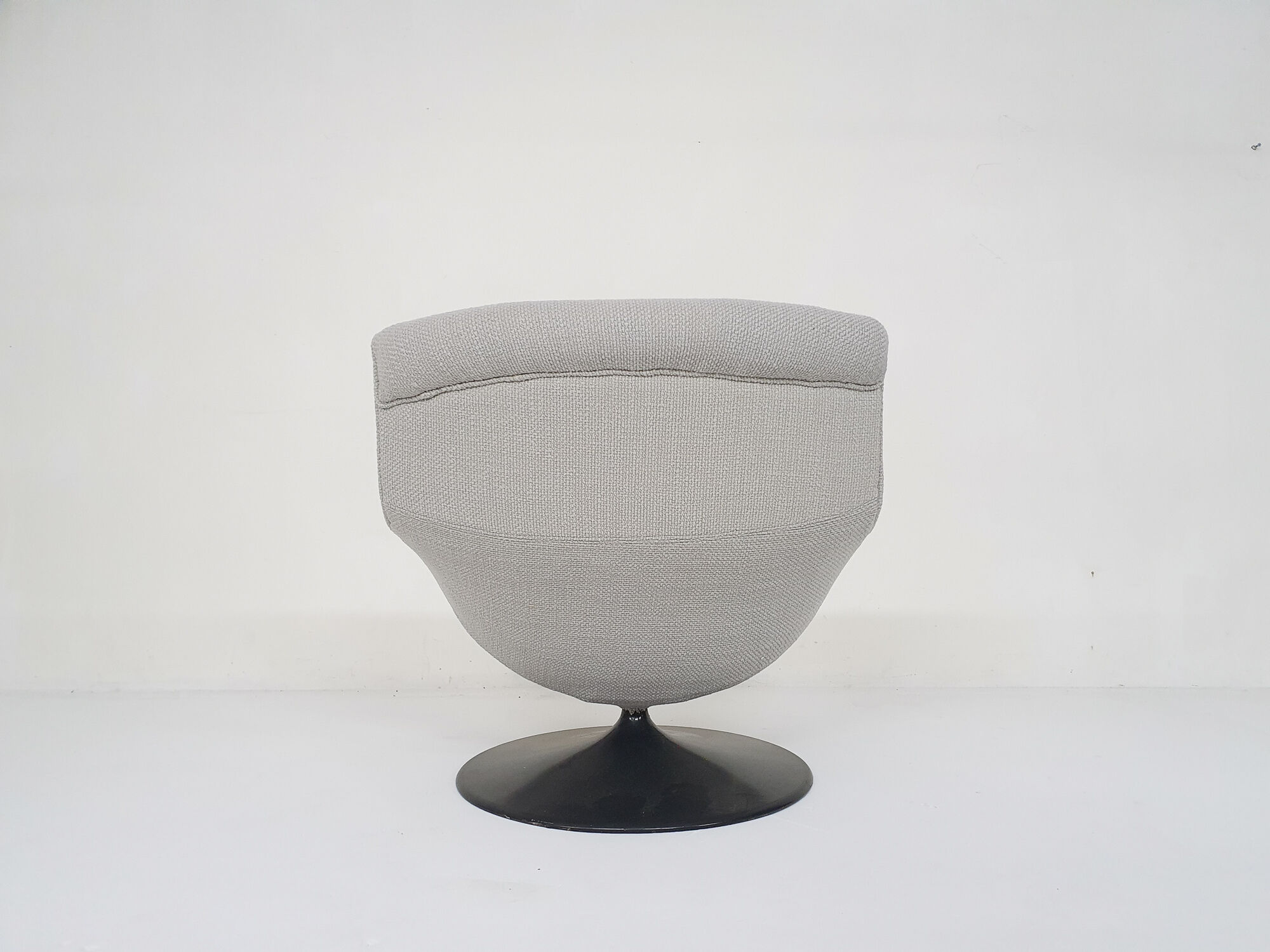 Armchair Geoffrey Harcourt for Artifort model F520, The Netherlands 1960's