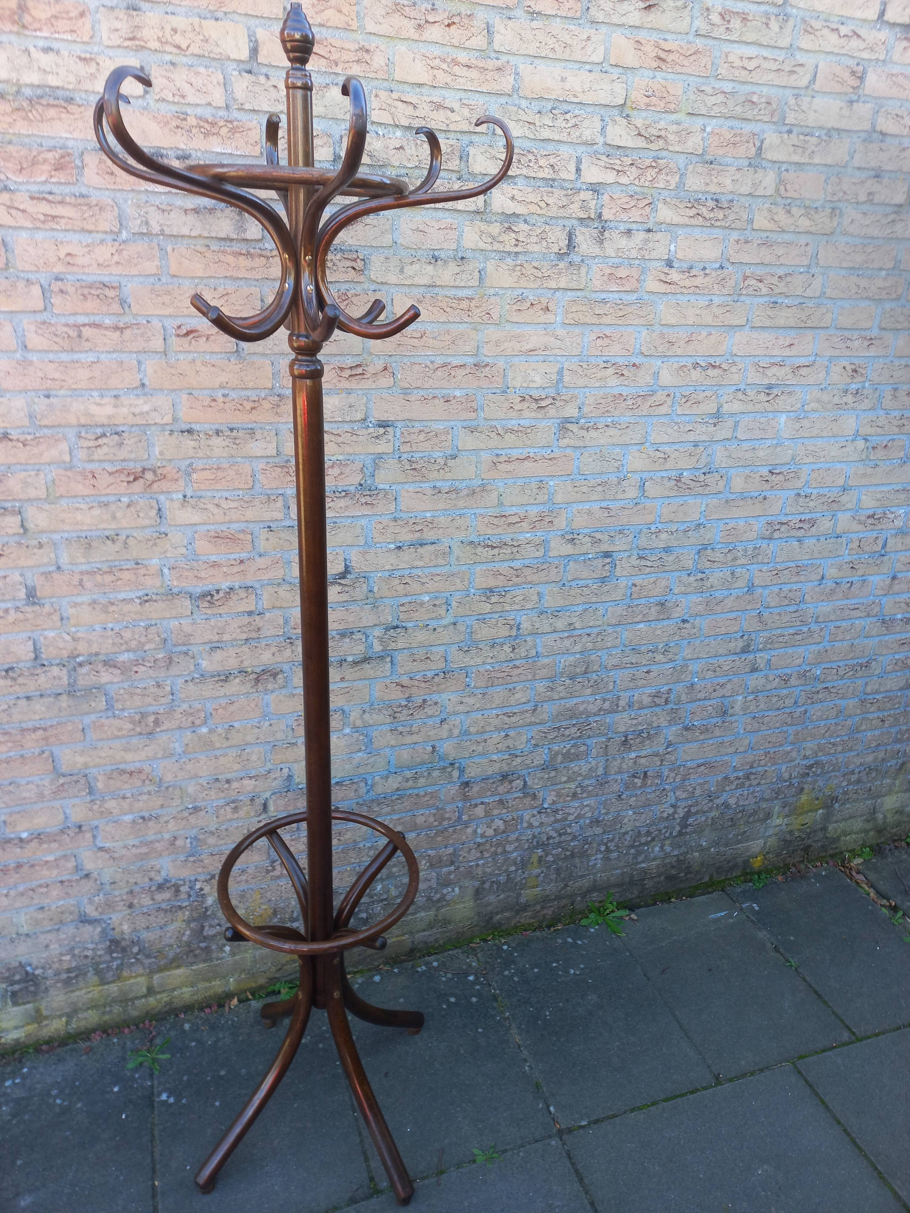 Vintage houten kapstok in Thonet stijl
