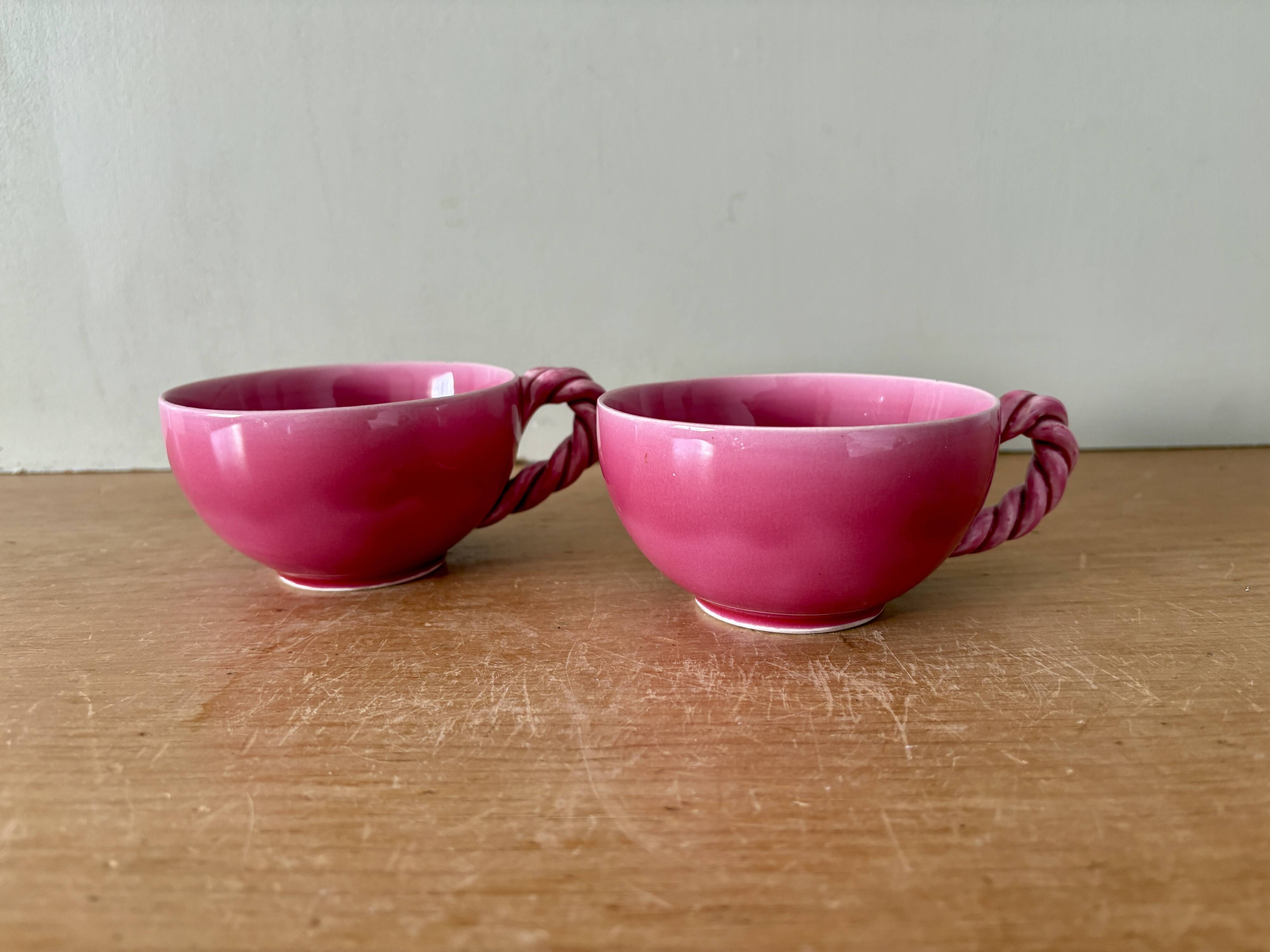 Set of 2 antique pink ceramic mugs