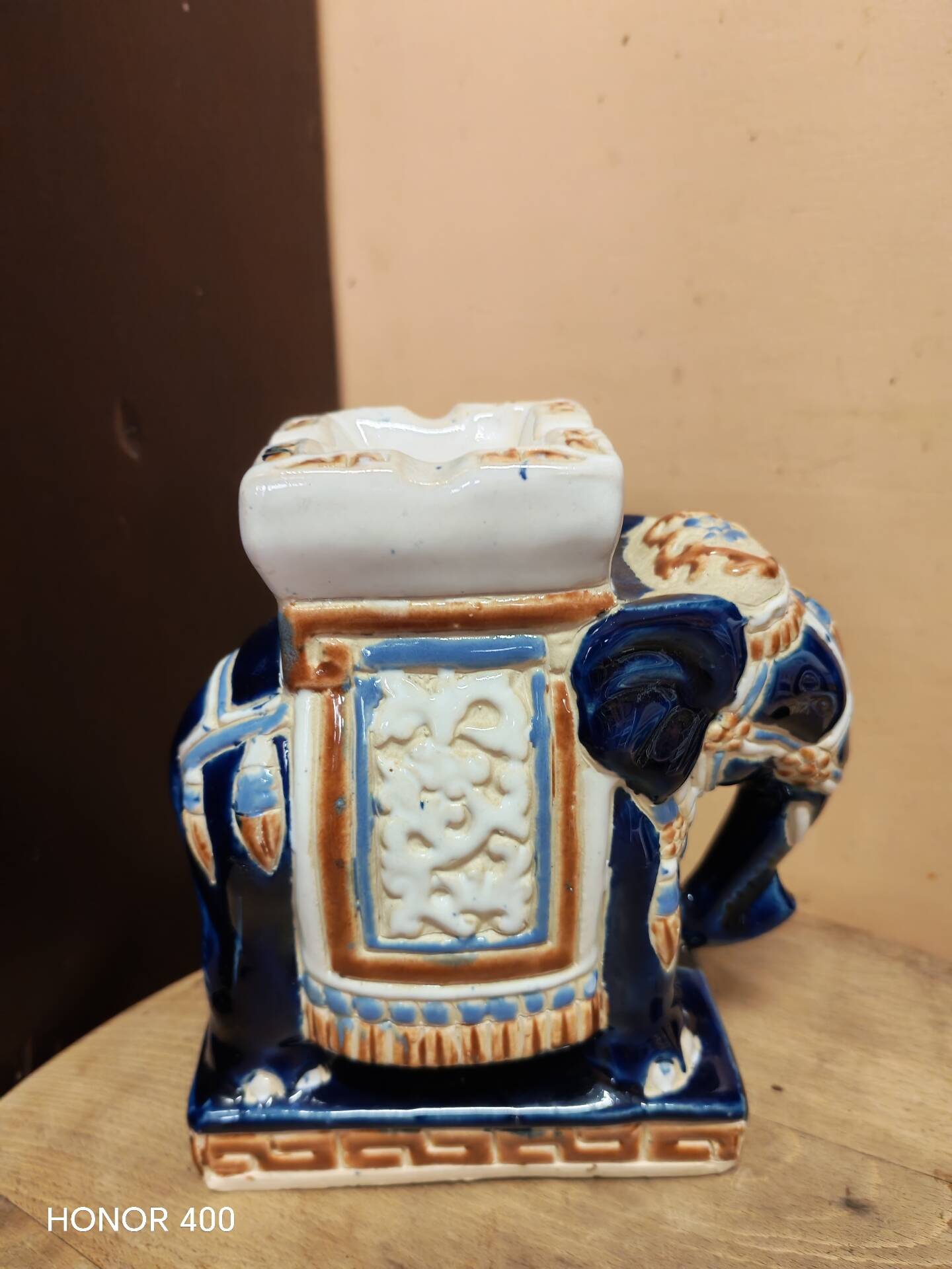 Ceramic enamelled elephant ashtray and pocket tray