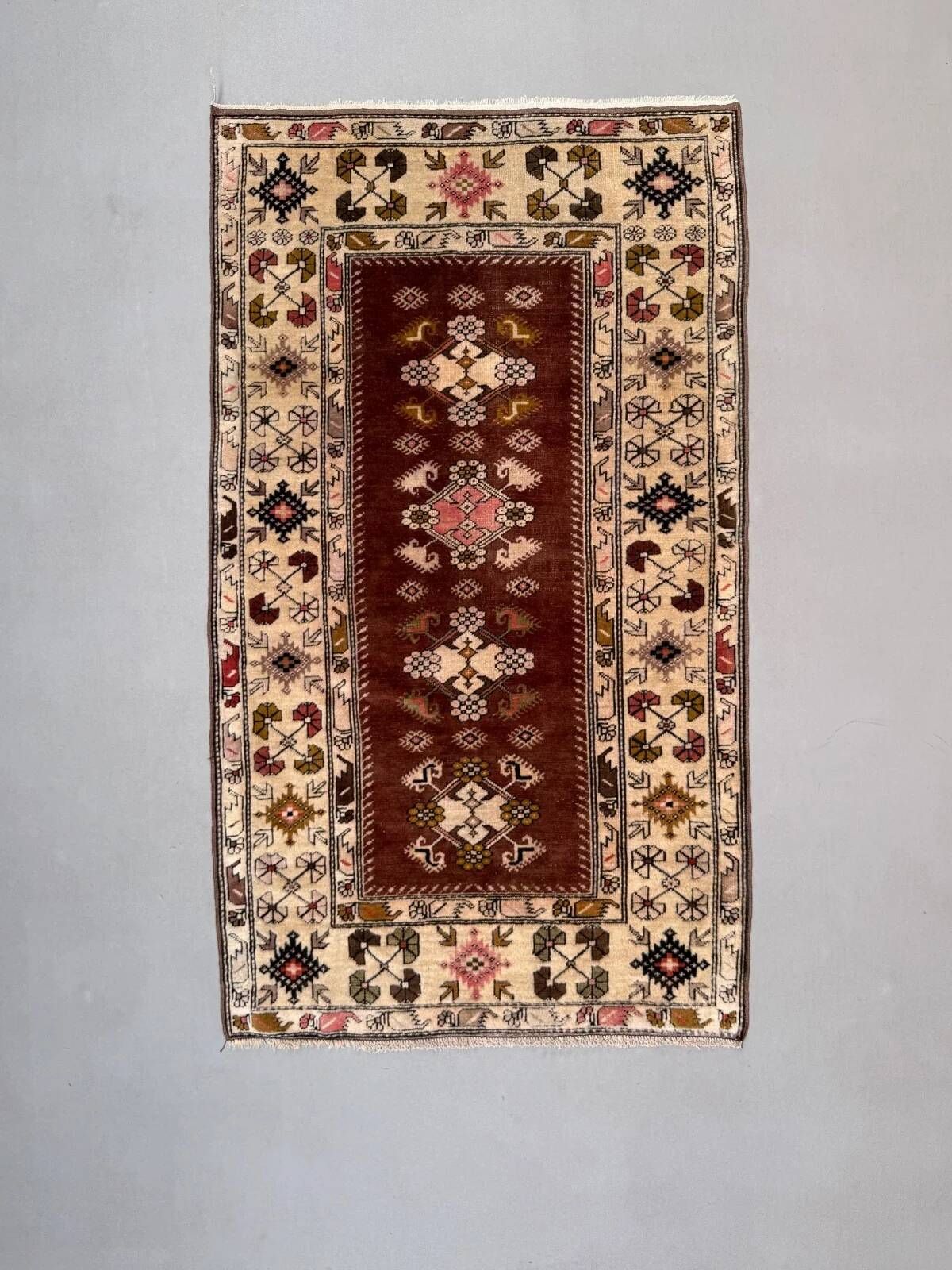 Turkish Milas rug 116x200 cm handmade vintage carpet Ushak 2573