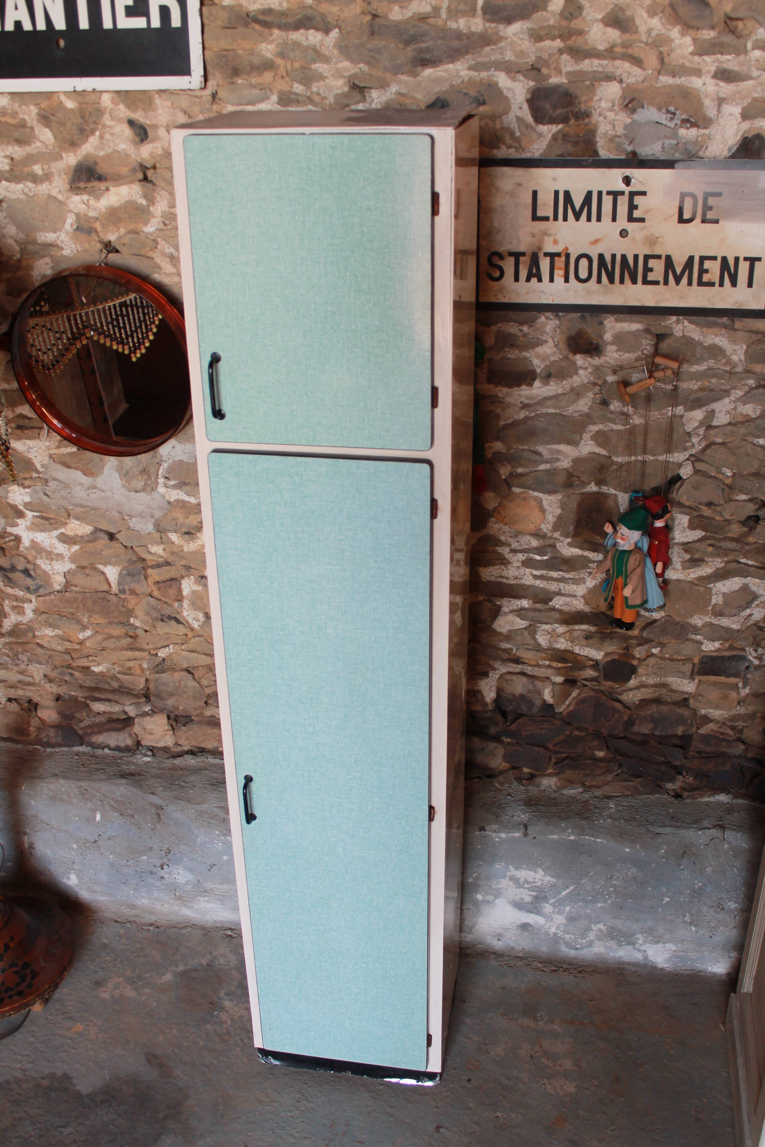 Formica 2-door cabinet