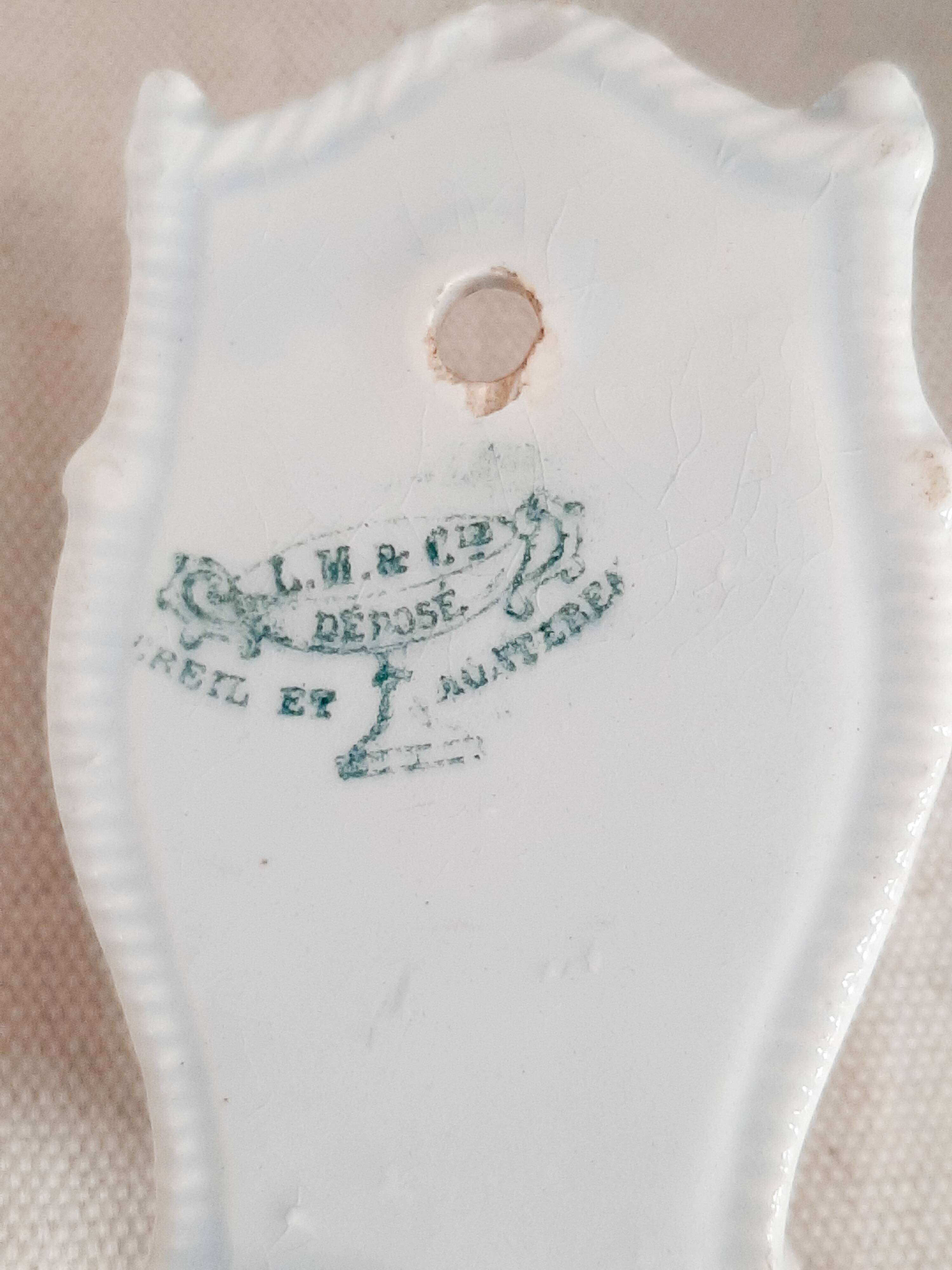 Old pyrogenic earthenware from Creil and Montereau, 19th century.