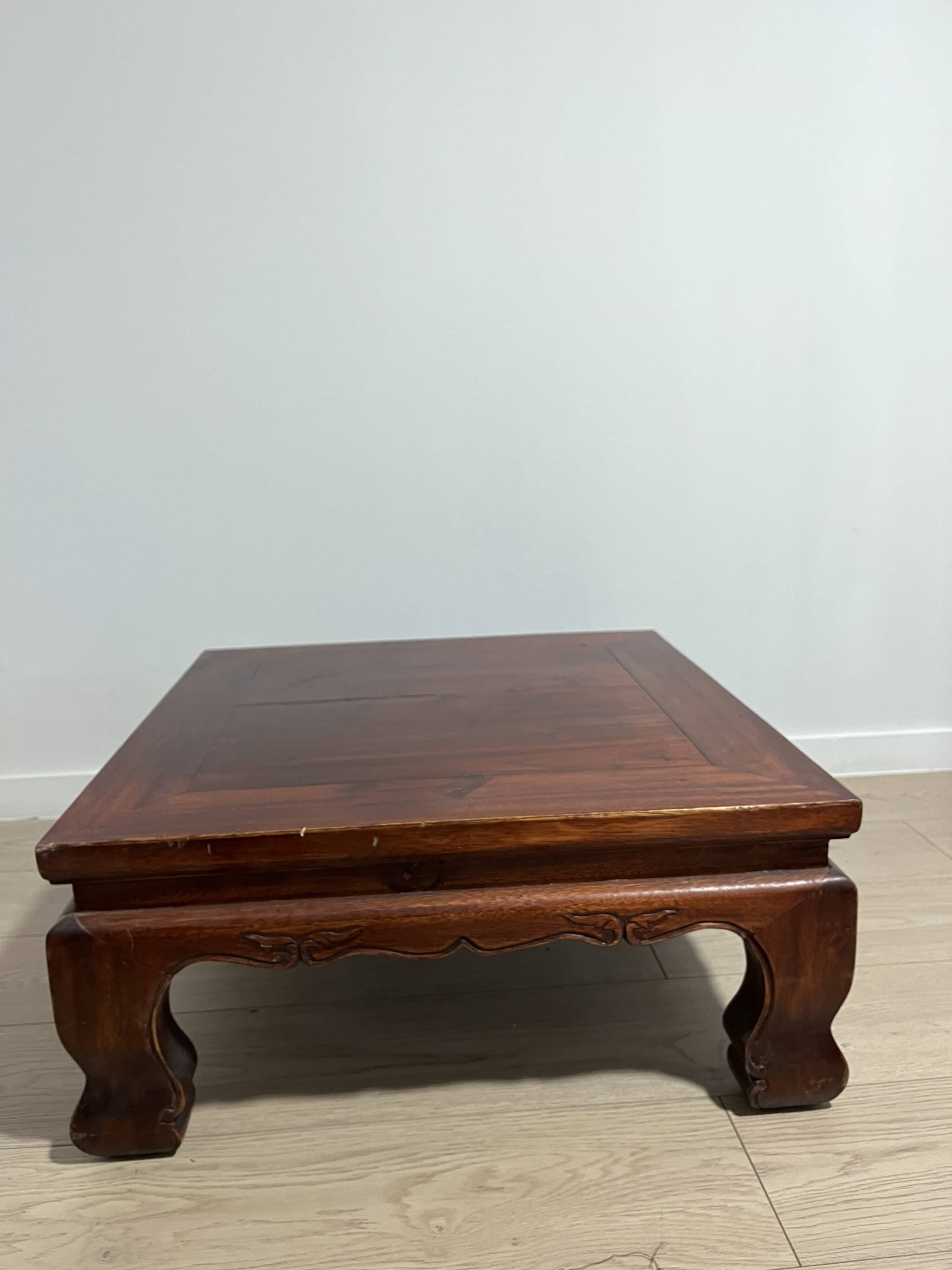 Table basse en bois massif – style asiatique