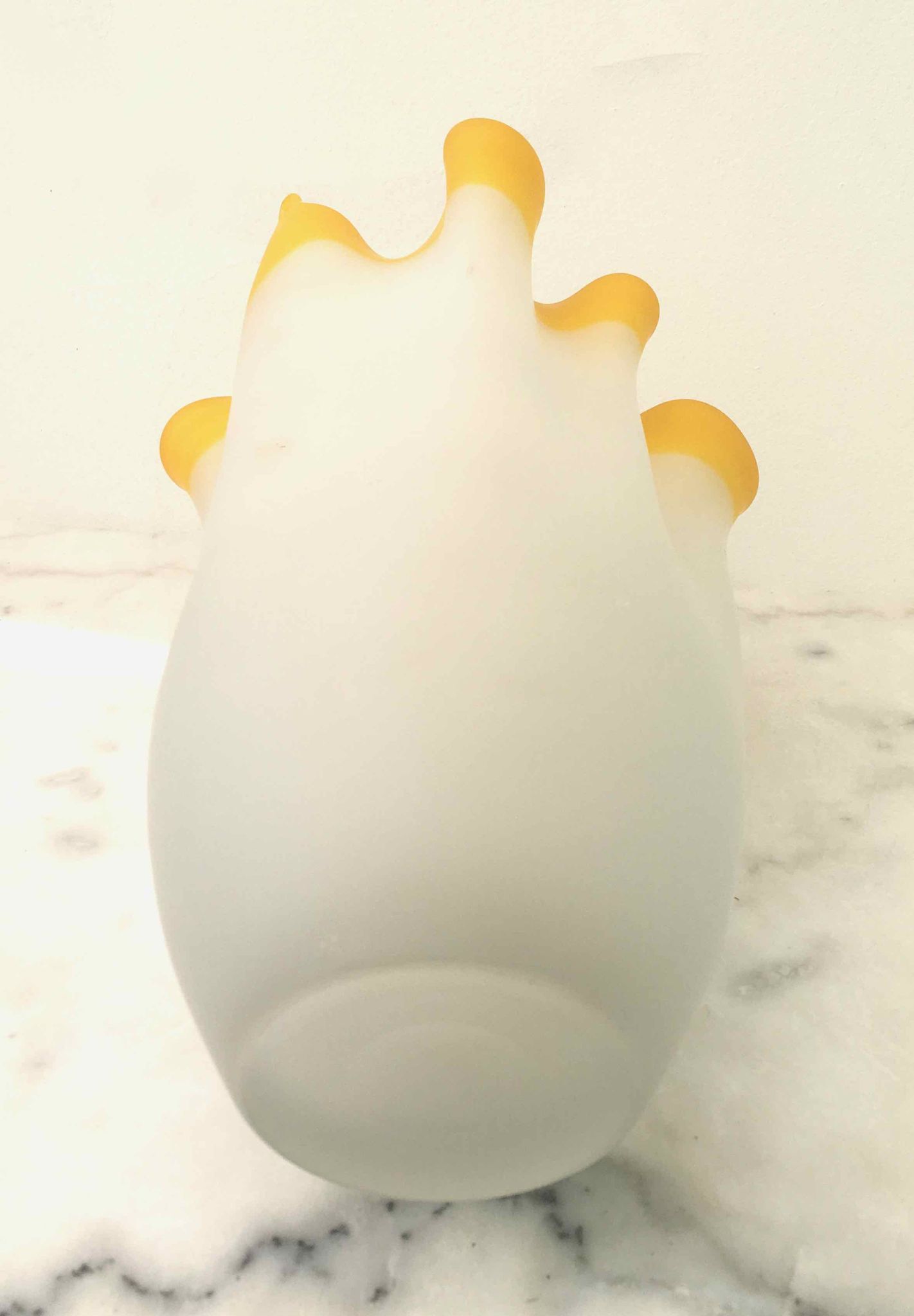 Vase mouchoir pâte de verre années 70