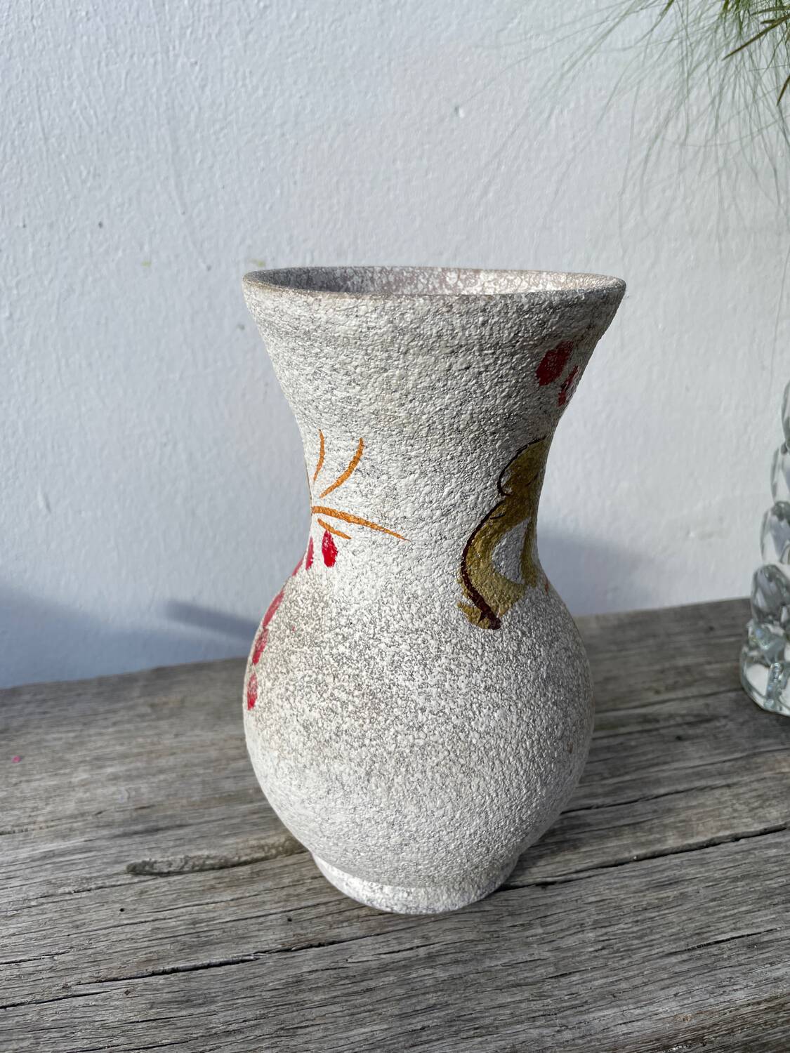 Italian ceramic vase from 1950 with floral decoration