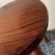 Tabouret en bois verni