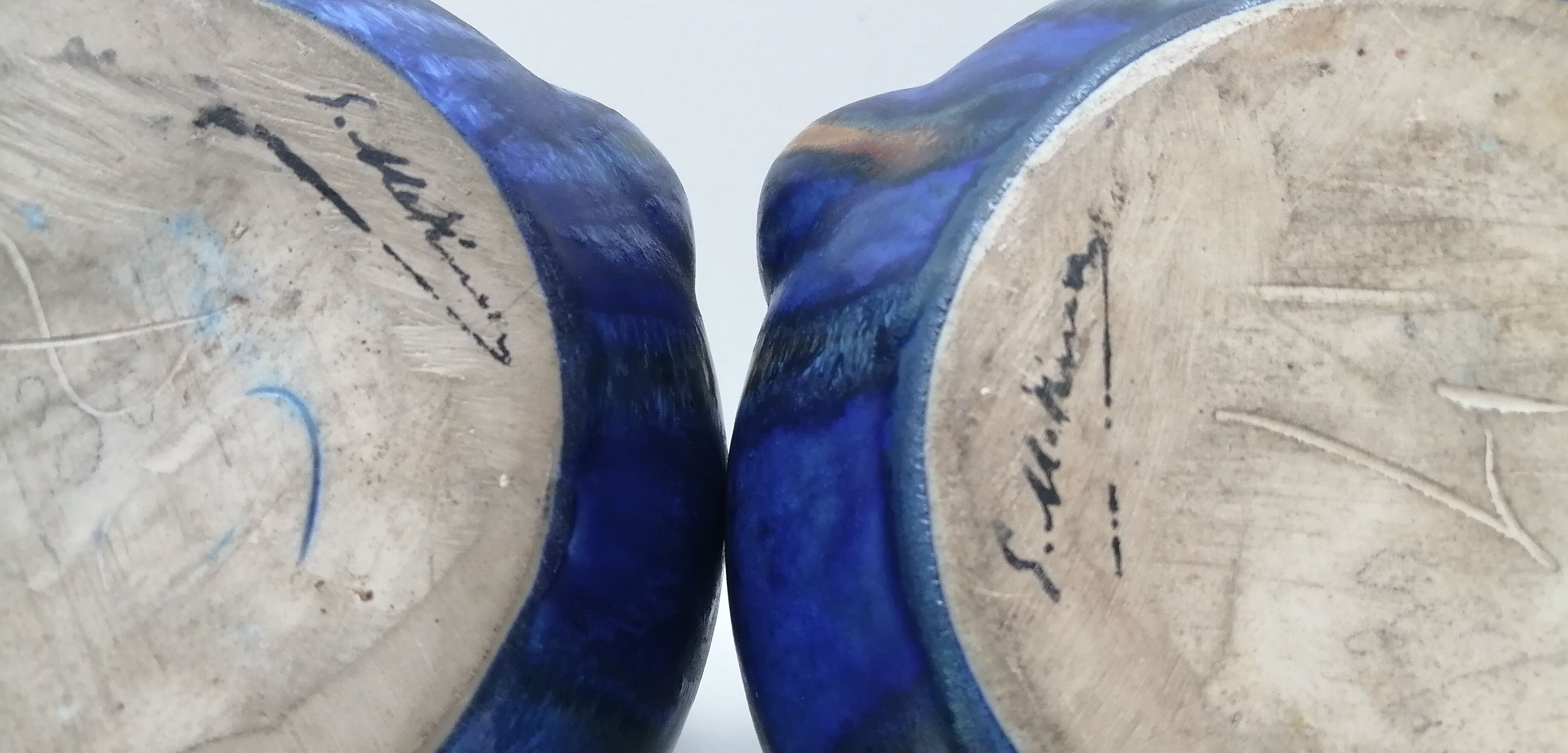 Pair of art deco vase in G. Méténier's Gannat sandstone