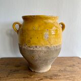 Grease pot