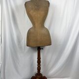 Mannequin couture buste taille de guêpe et faux cul fin XIXème