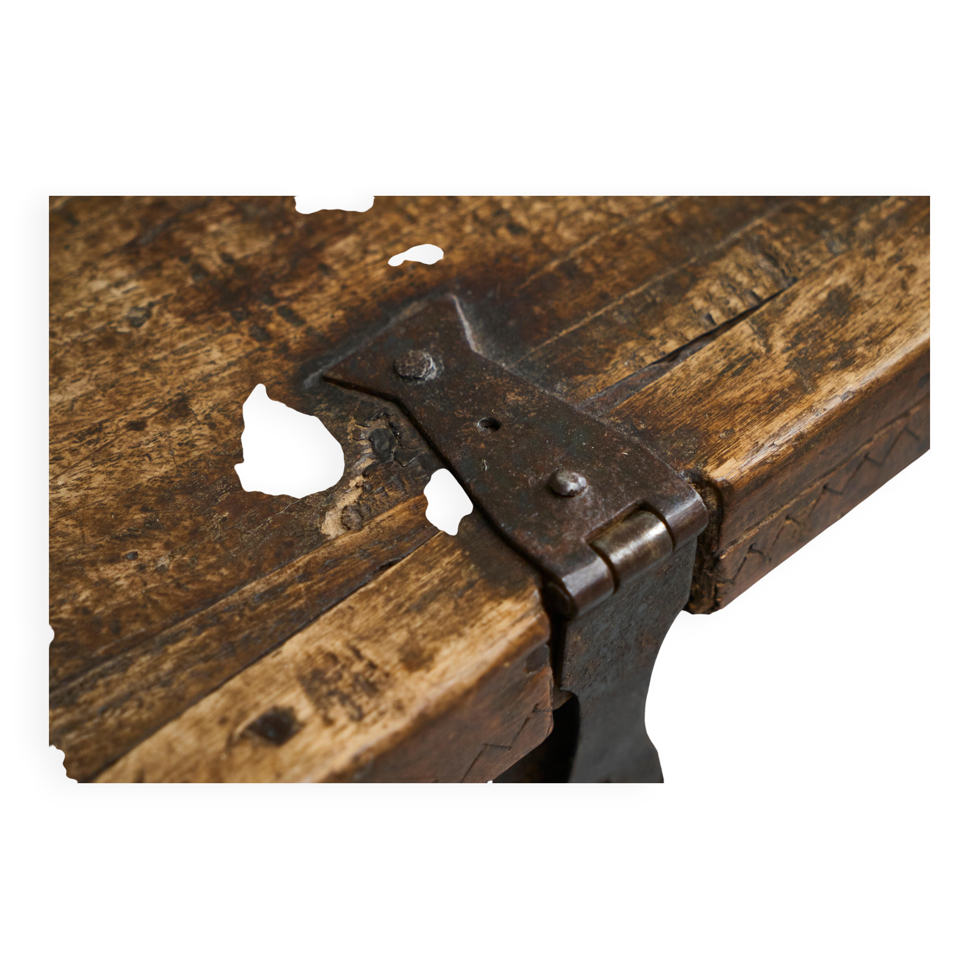 Oak and wrought iron mallet, early 18th century.
