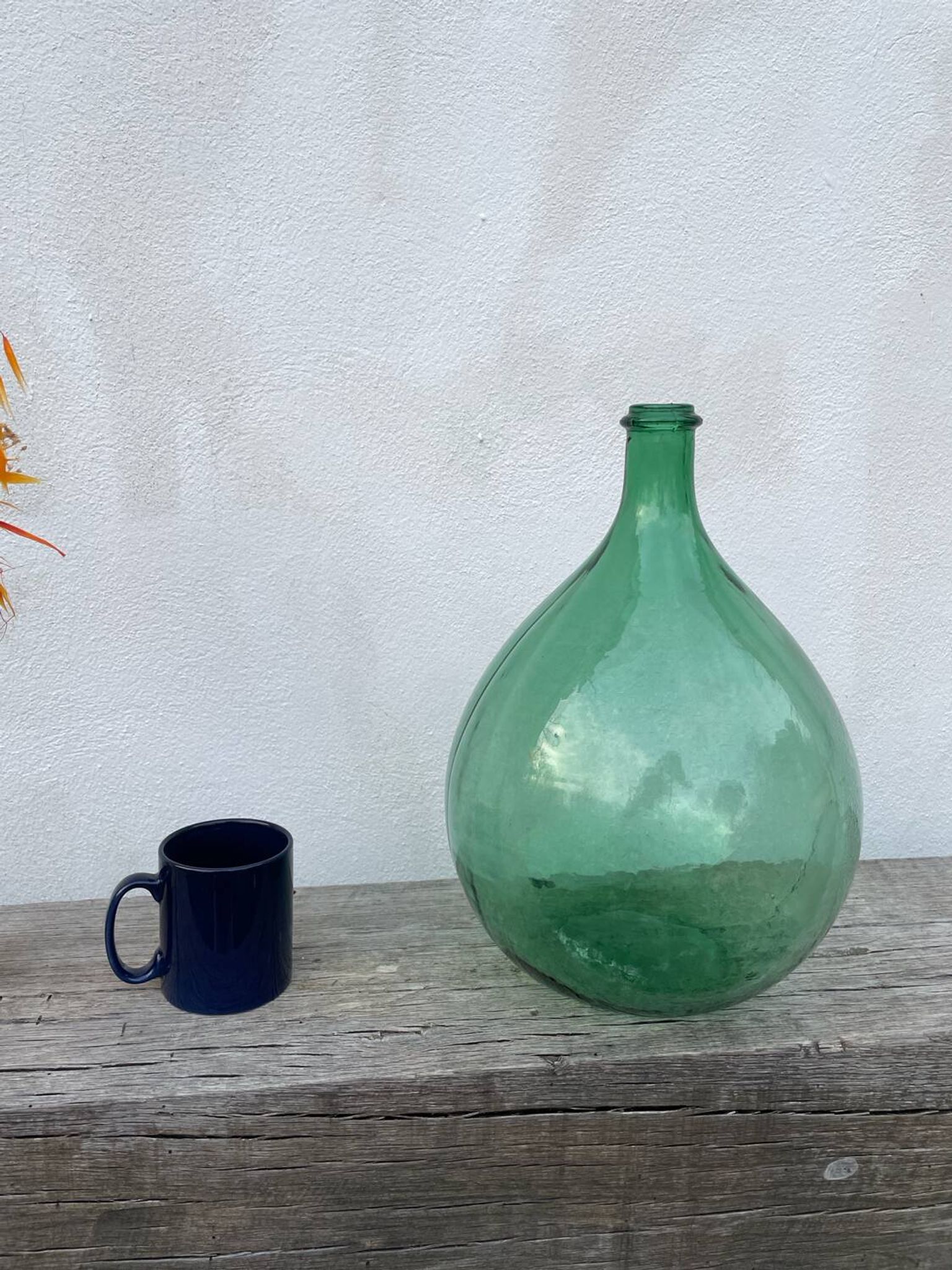 Grande dame Jeanne en verre vert