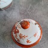 Porcelain teapot signed Tashiro