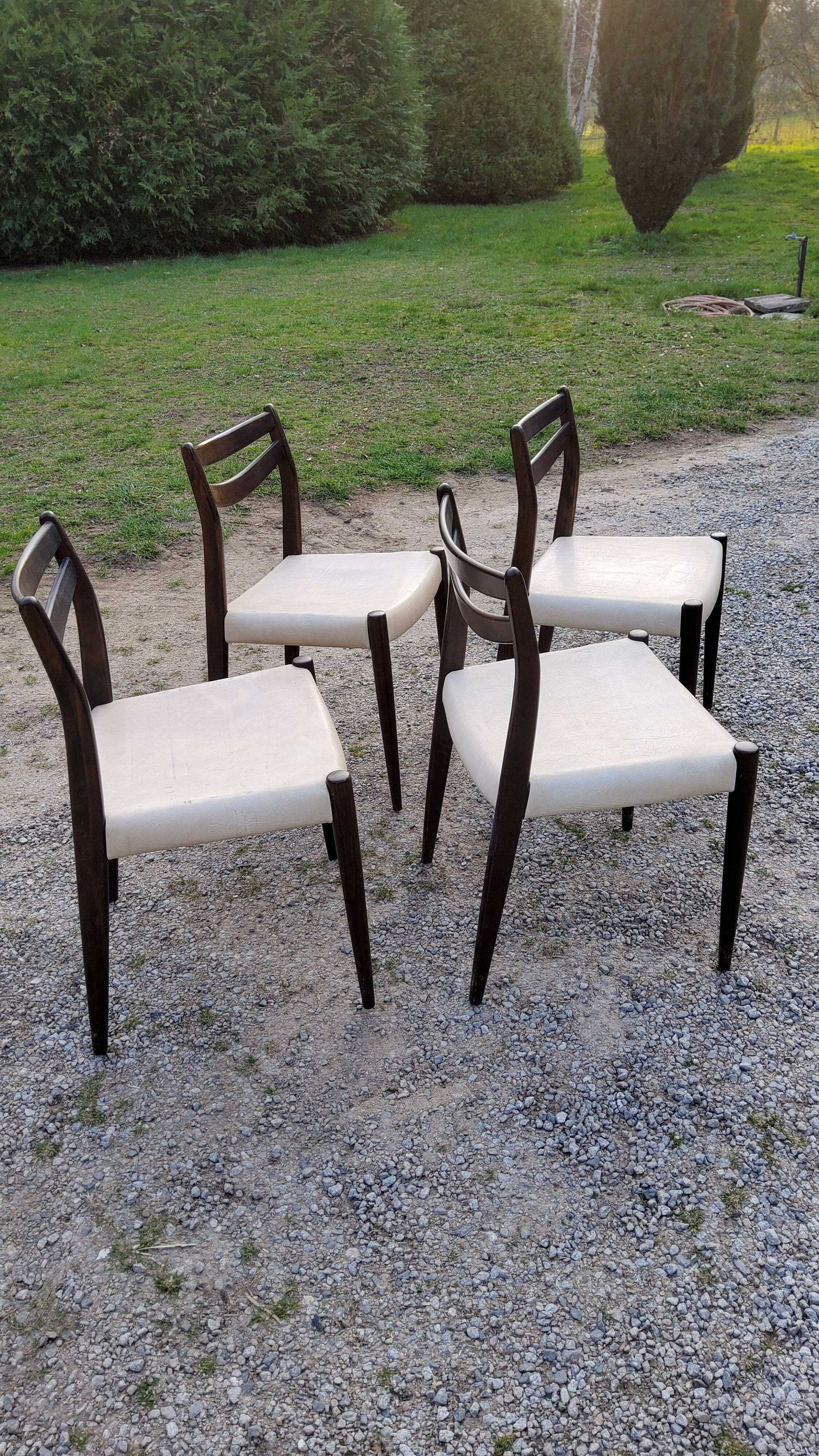 Set of 4 Scandinavian style chairs from the 70s