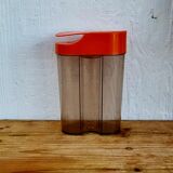 Orange plastic pouring box