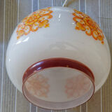 Suspension opaline blanche décor orange années  70