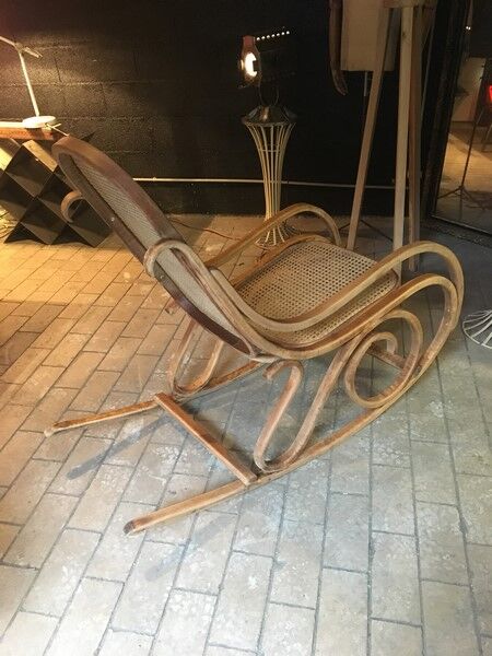 Rocking curved wooden flesh early 20th century