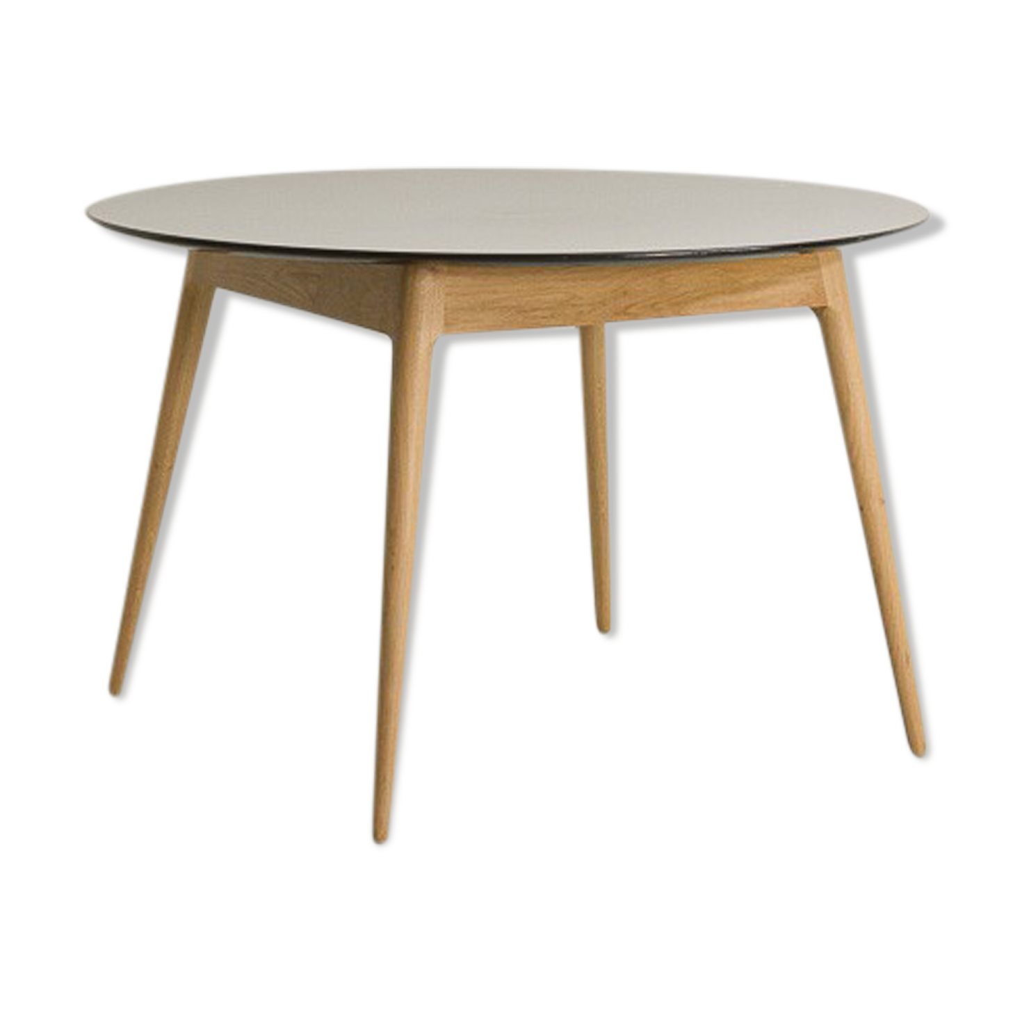 Round table, black lacquered top, solid oak base