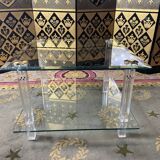 End of glass sofa and plexiglass