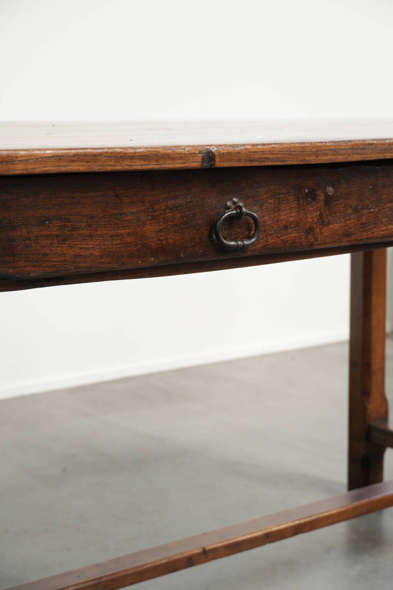 18th century French farmhouse dining table made of oak and fruitwood