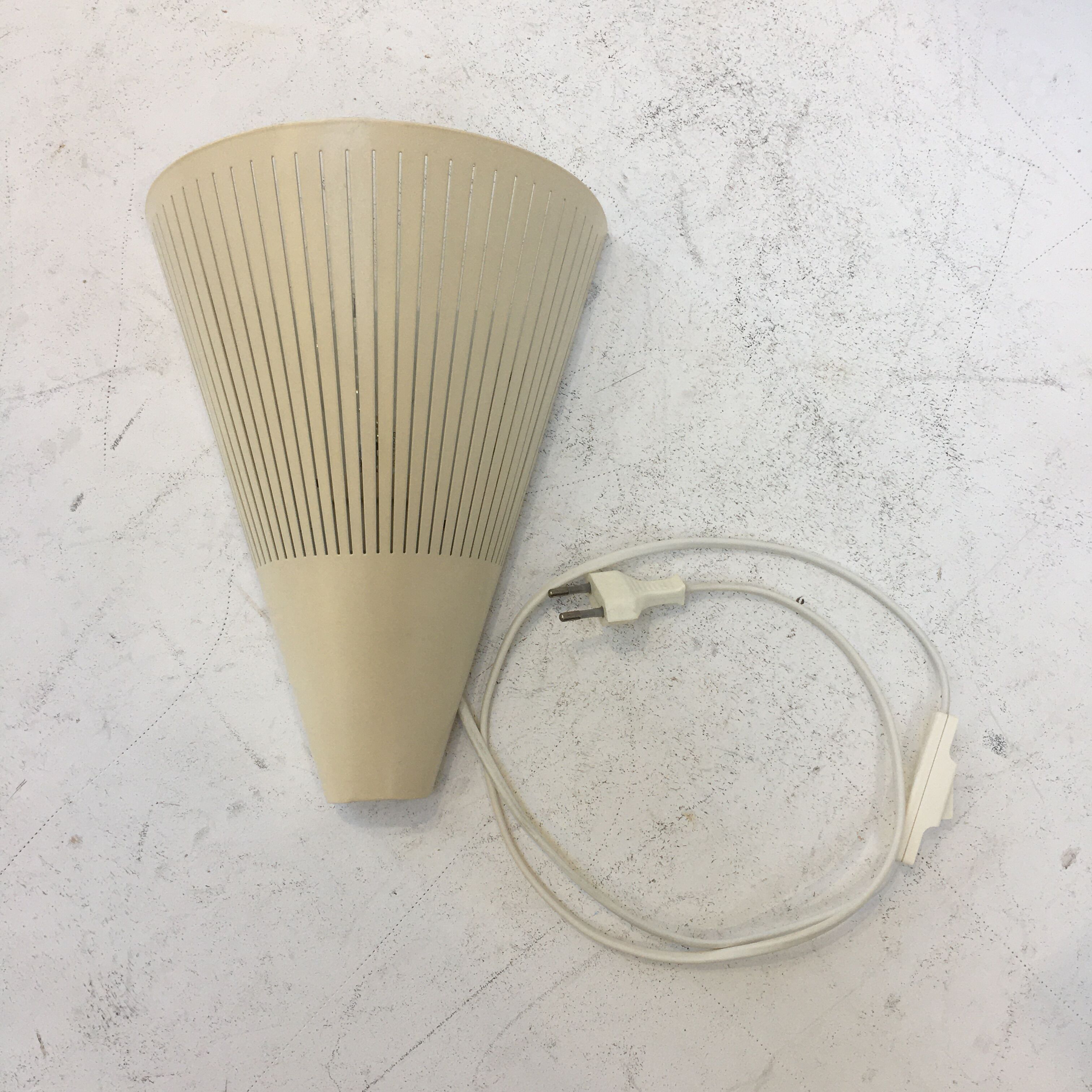 Applique ikea vintage modèle v9810 couleur crème