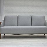 Design danois par Arne Hovmand-Olsen, canapé 3 places modèle 490, refait à neuf.