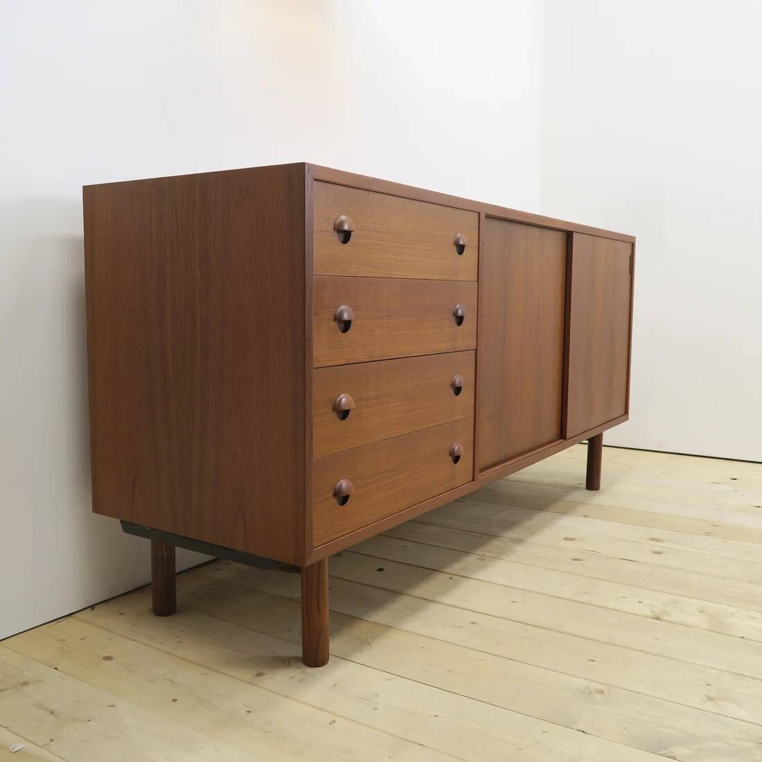 Teak enfilade, Hornslet Møbelfabrik, Denmark 1960