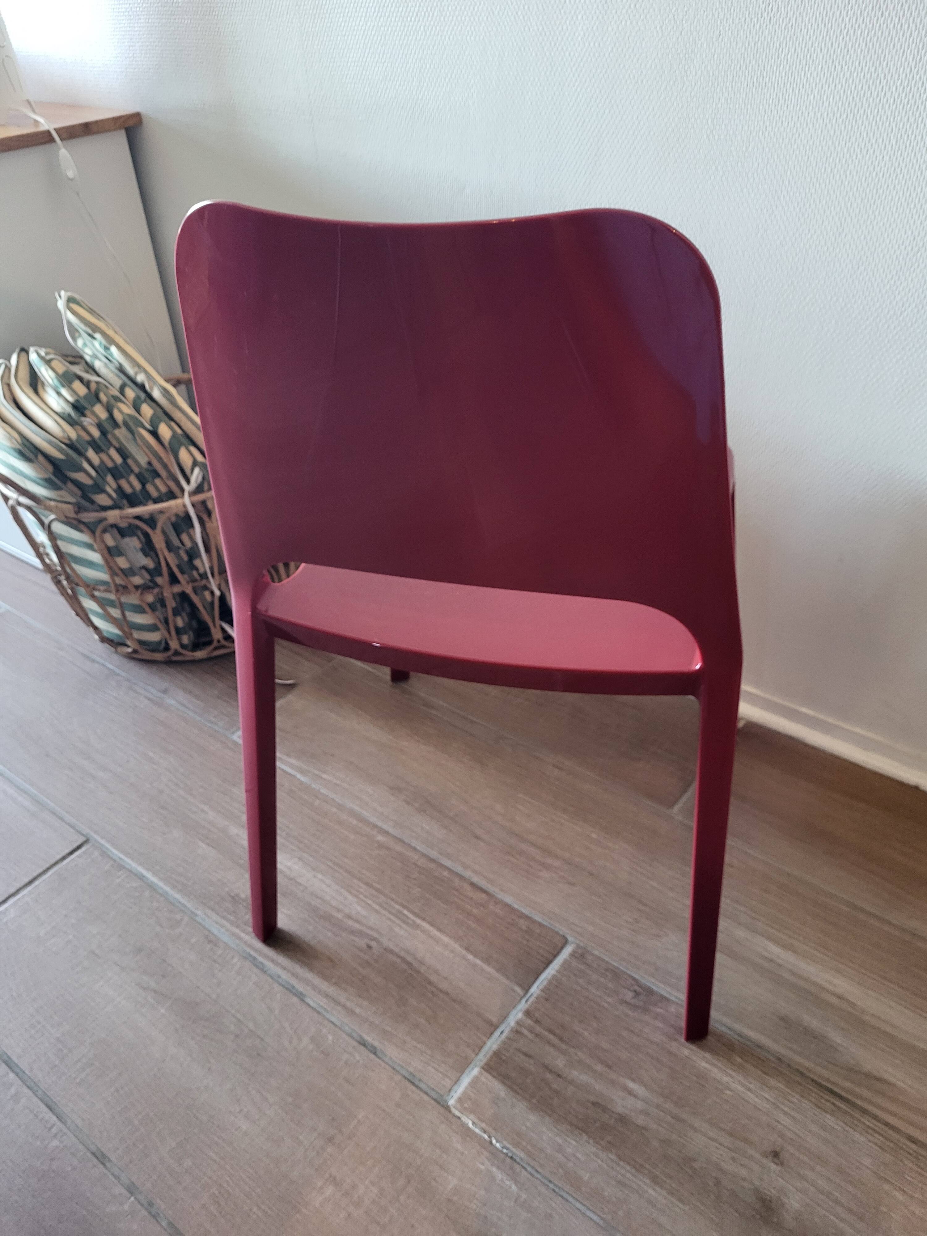 4 chaises kate de zanotta  designer  roberto barbiéri