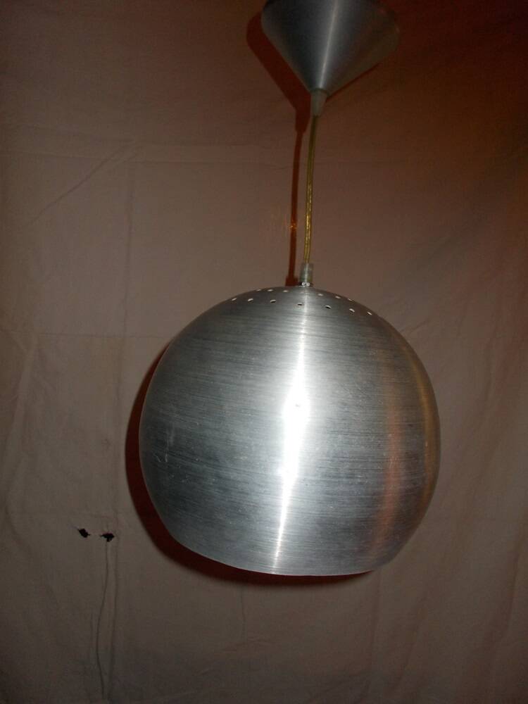 Large aluminum ball suspension