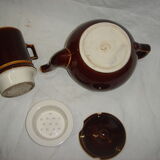 Théière en céramique marron de 1940