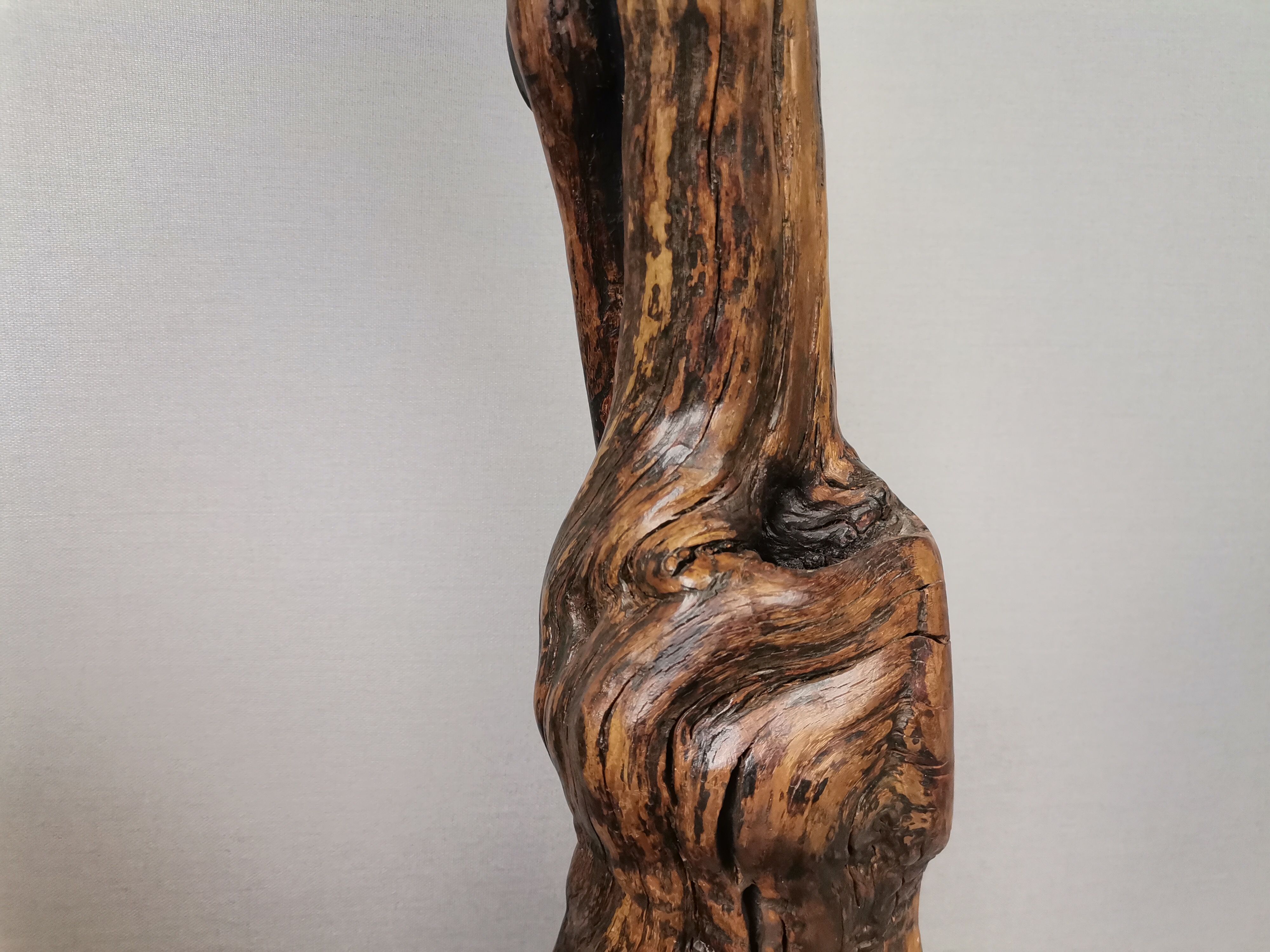 Portuguese handmade vine wood table lamp