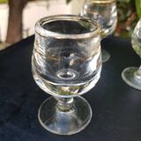 4 verres à liqueur anciens