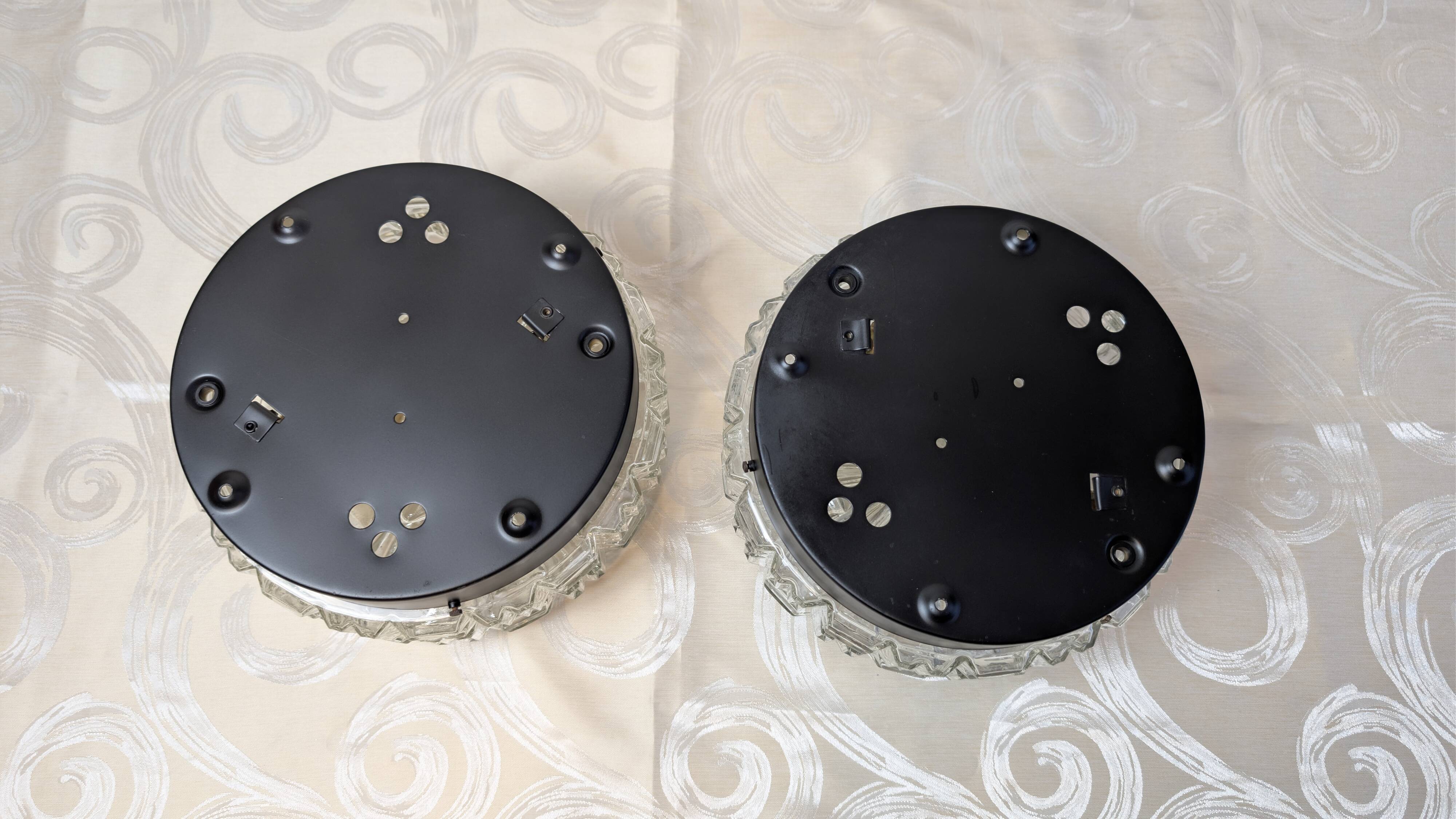 Pair of Space Age ceiling lights in sculpted glass – 1960s design