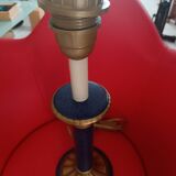 Lampe à poser. En bois bleu marine et dorée. Avec abat-jour. Designer C. D......